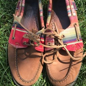 SEBAGO SPINNAKER CINNAMON TRIBAL WOMEN'S BOAT SHOE